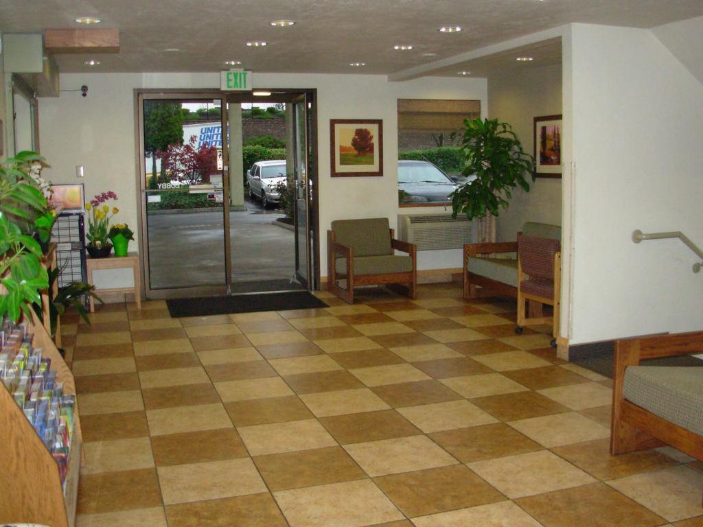 Red Lion Inn And Suites Federal Way Exterior foto